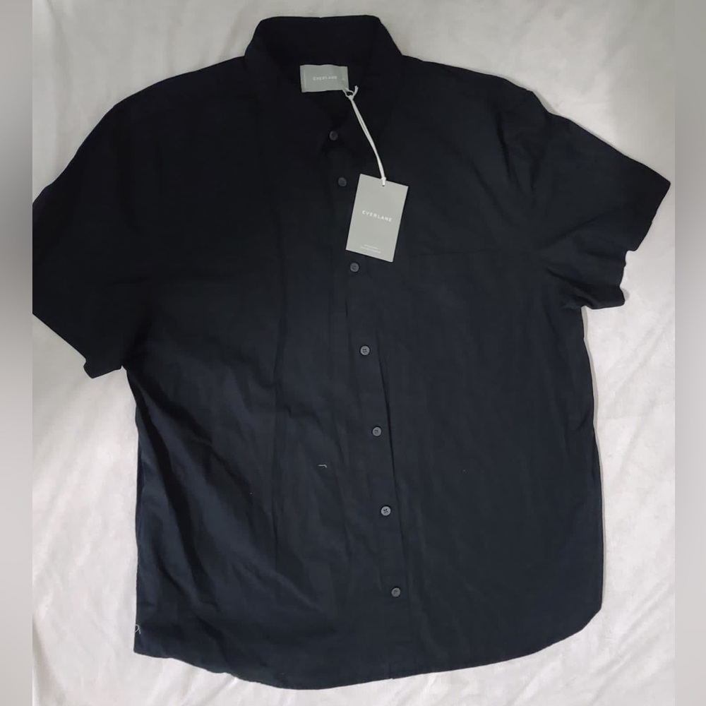 Everlane Black Short-Sleeve Button-Up Shirt